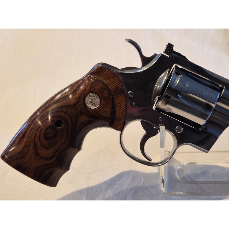 REVOLVER COLT PYTHON ELITE STAINLESS 357 MAG CAT B