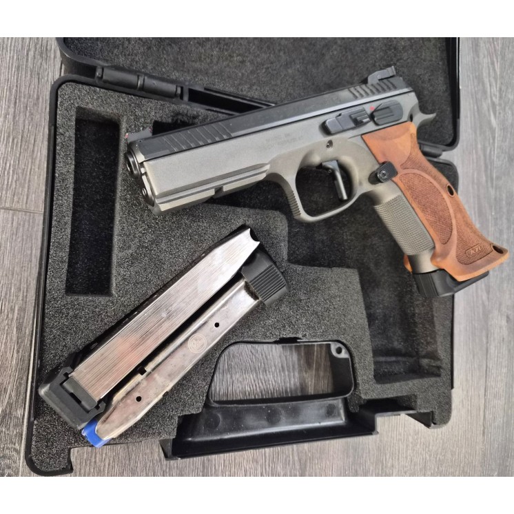 Occasion Pistolet CZ Custom one série limitée calibre 9X19 MM Cat B